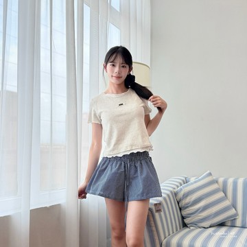 小標假兩件撞色木耳邊短袖上衣 坑條紋 彈性 圓領 女生 女裝 FW美衣 K0530