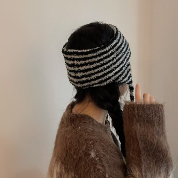 TUshu/一條拽拽可愛發帶～秋冬保暖空頂護耳帽韓ins復古時髦單品