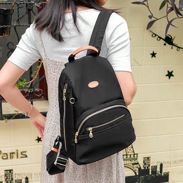 輕盈紓壓雙側拉鍊防盜後背包(小款)-素黑