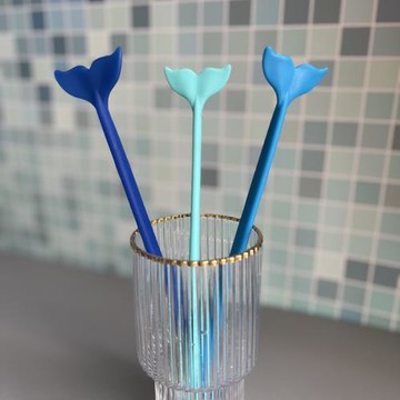 出口創意塑料美人魚尾巴攪拌棒長柄飲料藍色鯨魚引流棒調酒棒