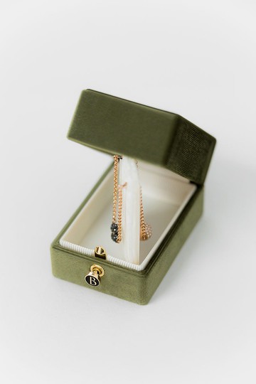 絲絨飾品盒 - 長方形鎖扣 - 手工鐫印復古風格耳環盒