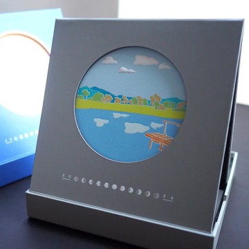 2024 倒影月曆 - 灰色