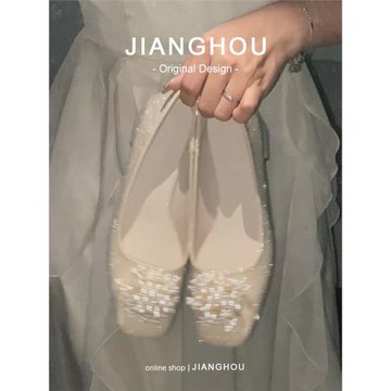 匠逅女鞋軟皮小高跟鞋女主紗婚鞋不累腳粗跟瑪麗珍閃閃鞋杏色單鞋