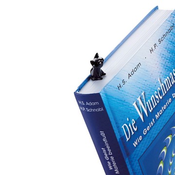 TROIKA｜  書上的神祕黑貓書籤