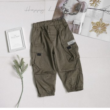 帥氣拼接口袋質感男孩軍綠休閒褲 秋冬童裝 男童長褲 男童外出褲 男童褲子 秋冬長褲 秋冬休閒褲