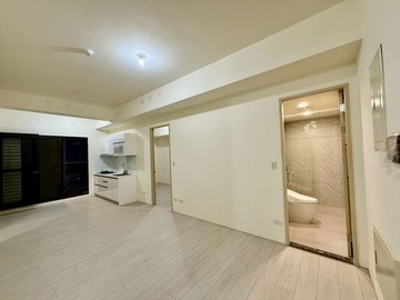 近捷運岡山高醫站隆大鳳凰信義2+1房車位｜高雄市岡山區鵬程路