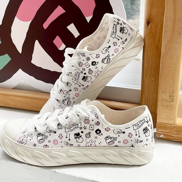 Paidal x卡娜赫拉的小動物 愛麗絲系列滿版棉花糖鞋餅乾鞋-小白鞋
