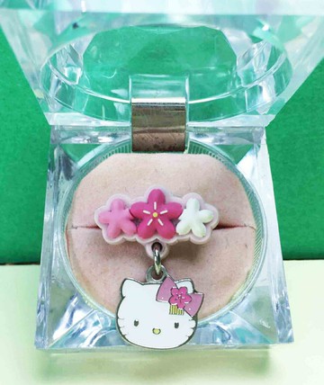 【震撼精品百貨】Hello Kitty 凱蒂貓 櫻花戒指-花垂臉 震撼日式精品百貨