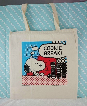 【震撼精品百貨】史奴比Peanuts Snoopy ~提/肩背袋_米色