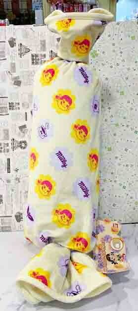 【震撼精品百貨】Peko 不二家牛奶妹 不二家日本糖果造型抱枕附毛毯-米#65898 震撼日式精品百貨