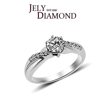 JELY DESIRE GIA 0.30克拉八心八箭美鑽戒