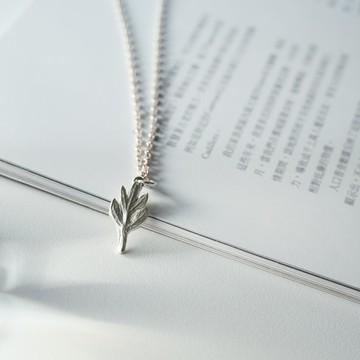 【咖啡店外的小草樹】999純銀/項鍊吊墜/銀黏土手作