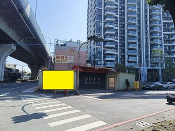 鳳甲重劃區南華一路上三角窗方正美建地｜高雄市鳳山區二甲段
