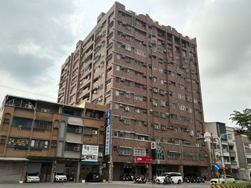 O14鳳山國中站(鳳山國中)雙陽臺大二房+好停車位｜高雄市鳳山區中山東路