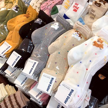 正韓國襪  中筒襪  韓襪  動物襪  可愛風  狗狗襪  點點  立體  女性襪 學生襪 流行襪  台灣賣家 台灣出貨