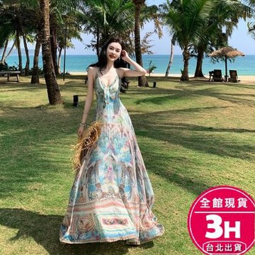 【梨卡】隔日到貨 女裝 洋裝 長裙 連身長裙 波西米風洋裝 復古露背連身裙 V領長裙 顯瘦大擺裙HZ036【現貨24H】