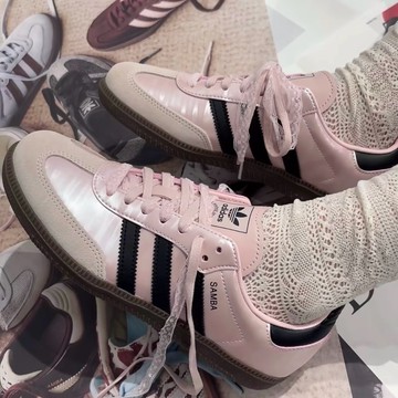 ADIDAS ORIGINALS SAMBA OG 蕾絲 緞面黑粉 森巴 休閒 女鞋 KJ4305