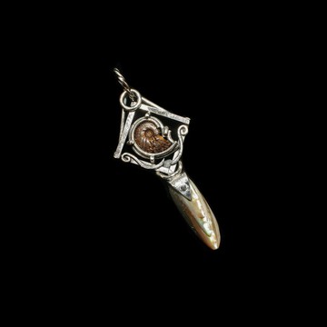 【水晶系列】褐鐵礦菊石+鮑魚貝 純銀 吊墜 _ 浪旋餘暉