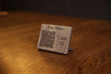 二維碼菜單，二維碼菜單標牌，木質二維碼標牌