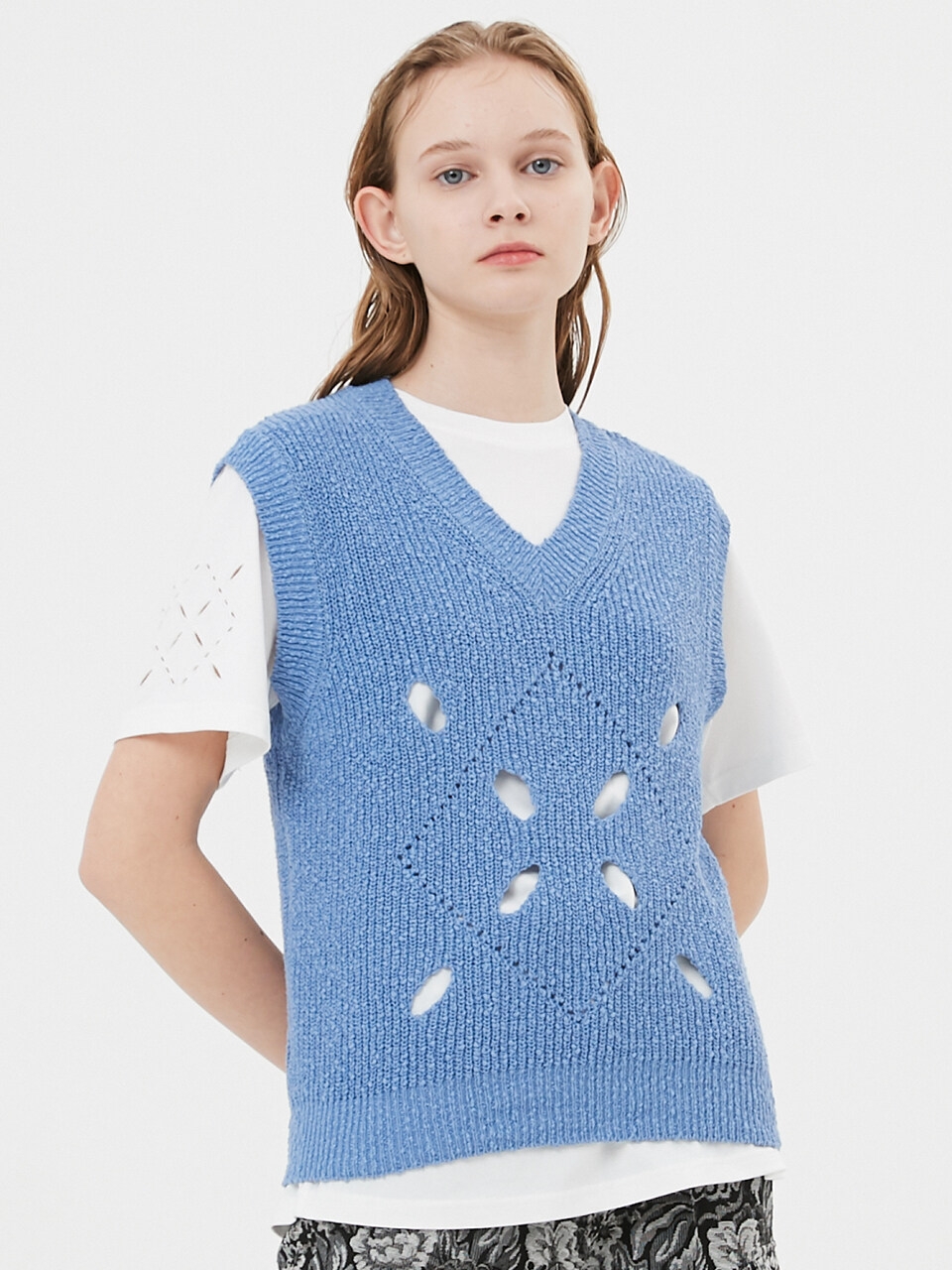 MOONSUN Eclipse Argyle Hole Knit Vest (Dusty Blue)