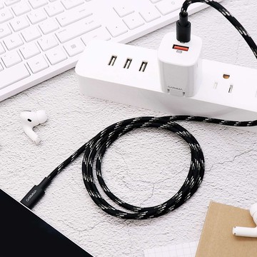 GARMMA Type-c to Type-c 60W快充編織傳輸線-黑色