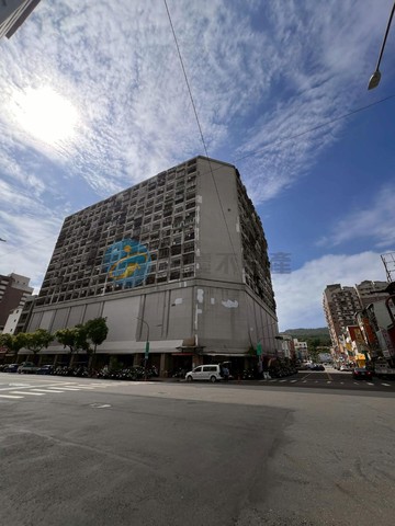 愛河畔翻新舒適美套房(2合1)｜高雄市鹽埕區北斗街