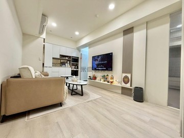 鼎山家樂福設計師的家二改一房車位｜高雄市三民區順昌街