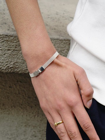 SILK BUCKLE BRACELET [SILVER]