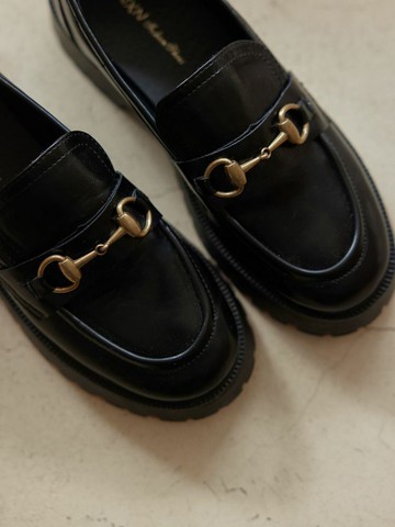 超好穿 馬銜釦軟Q底樂福鞋