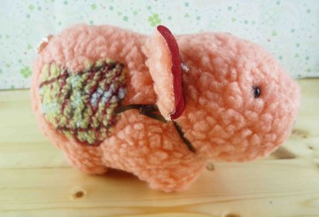 【震撼精品百貨】捲毛豬~絨毛娃娃(M)