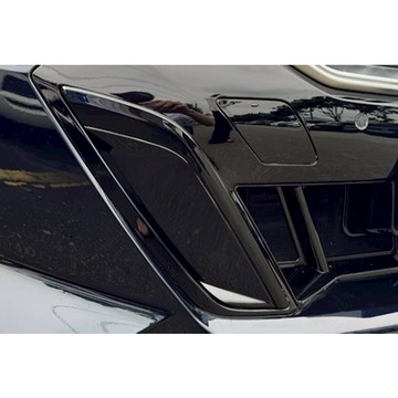 ~歐力斯~寶馬 BMW 24-25年 G60 520i 530i 前保桿飾條 前保桿裝飾條 保桿飾條 前獠牙飾條