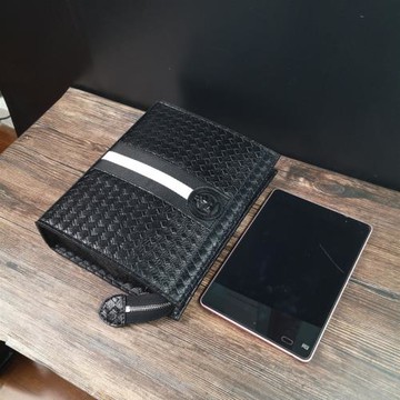 社會精神小伙男手工編織紋虎頭手拿包軟皮2021新款夾包大容量錢包