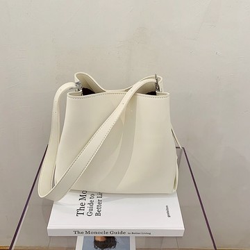 韓國ins小眾設計質感大容量水桶包女2021新款潮時尚百搭單肩包女