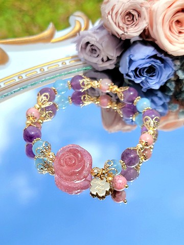 。盛夏玫瑰。k金包銅保色盛夏熱情浪漫設計款女生手鍊天然水晶