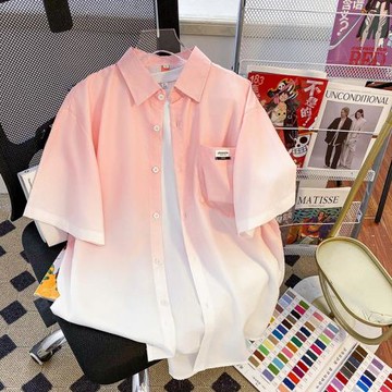 多巴胺穿搭夏天漸變粉色短袖襯衫男設計感小眾冰絲防曬襯衣五分袖