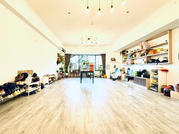 低於實登500萬面好市多｜朝南可隔四房附三平車｜台中市南屯區文心南三路