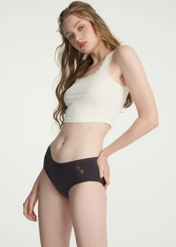 抗菌系列．緊帶高腰三角內褲(野漆紫-刺繡楓葉)