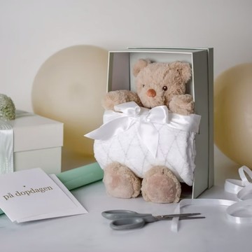 瑞典 Teddykompaniet Sven 奶茶熊毯子禮盒