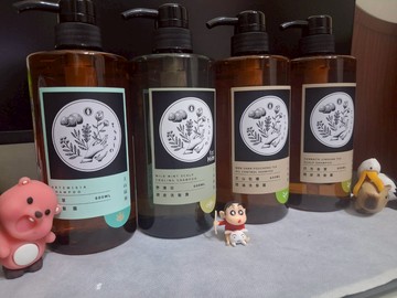【上山採藥】洗髮露600ml 上山採藥 沐浴乳 600ml (手捻花茶/冷泉玉露/國寶茶/烏龍茶)