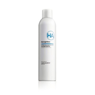 HYDRATING WATER WITH GLACIER WATER
