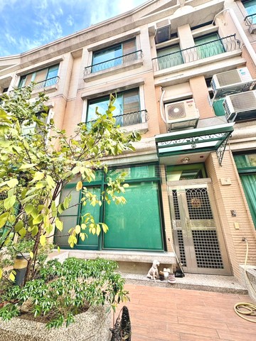 急~低於行情趕快搶! 近水湳中央公園人文雙車別墅｜台中市西屯區西安街