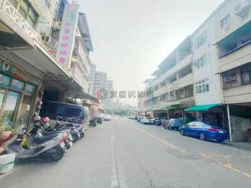文山特區超大地坪臨路面寬雙店面｜高雄市鳳山區建國路二段