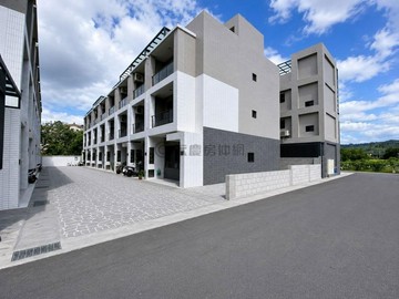 草屯廣宣NO.6社區|全新未住|精品透天｜南投縣草屯鎮中和路