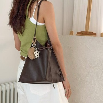 【 Bucks&leather】 蝴蝶結單肩背包 - 預購 7/10 收單