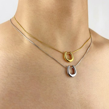 簡約鈦鋼U型項鍊潮流個性街頭嘻哈鎖骨鏈男女