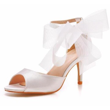 【Sp house】俏皮淑女蝴蝶結綢緞圓頭細高跟涼鞋(白色)