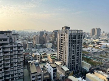 鳳山火車站旁質感2房｜新穎社區・方正格局・採光佳｜高雄市鳳山區合作街