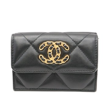 CHANEL 香奈兒 19 三折 扣式短夾 黑色 羊皮 金釦 AP1789 【二手名牌BRAND OFF】