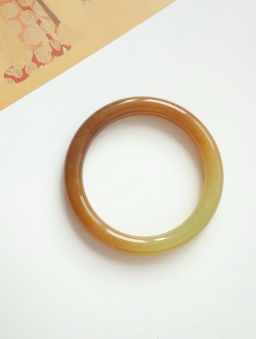 天然糖白料和田玉手鐲 新疆且末料圓條手鐲 糖白過度自然內徑 59mm