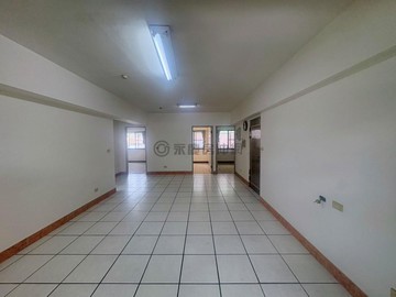 西屯瑞華祥園美華廈大三房+車位稀有釋出｜台中市西屯區西屯路二段